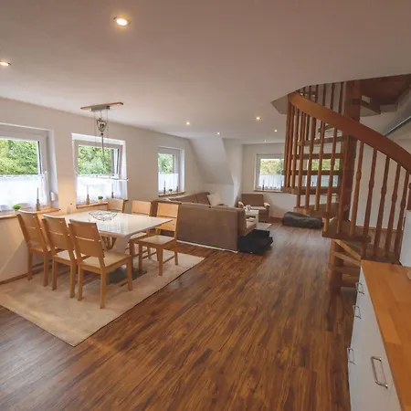 Frank Apartment *